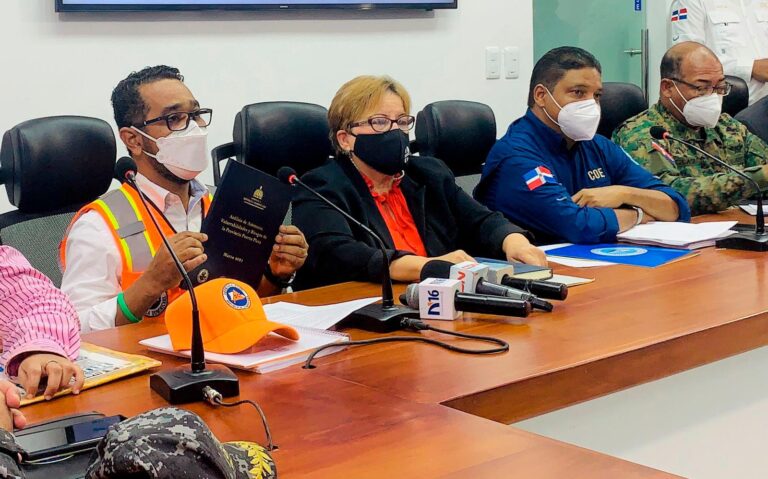 Defensa Civil entregará análisis de riesgos a gobernaciones ante Temporada Ciclónica