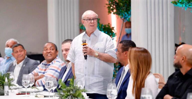 Hipólito Mejía y Liga Municipal abogan por fortalecimiento de los gobiernos locales