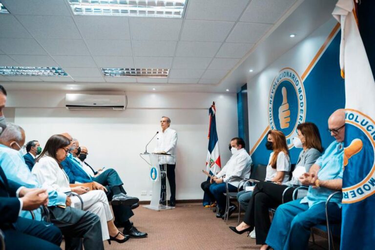 PRM convoca para este viernes a su Dirección Ejecutiva, reunión que encabezará Luis Abinader