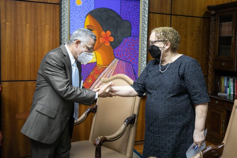 Manuel Jiménez visita a Miriam Germán para solicitar apoyo MP en lucha contra el ruido y delitos ambientales