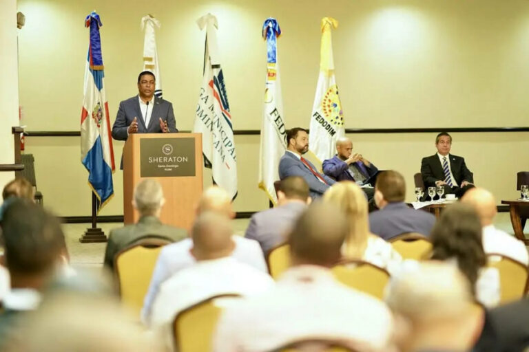 Medio Ambiente, Liga Municipal y asociaciones municipalistas inician capacitación de facilitadores para formulación Planes de Residuos Sólidos