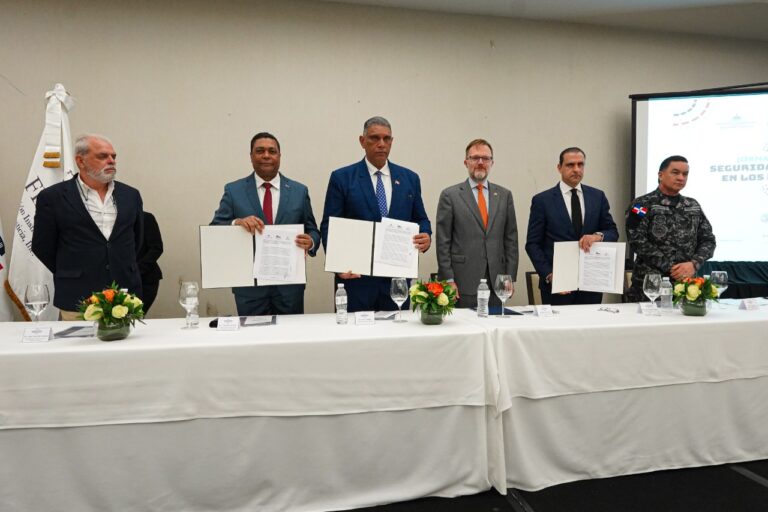 Interior y Policía, LMD y Finjus buscan fortalecer seguridad ciudadana a nivel municipal