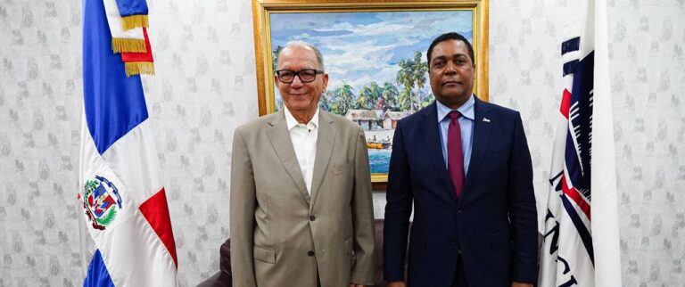 Presidente de la LMD recibe visita de exsecretario general Julio Mariñez