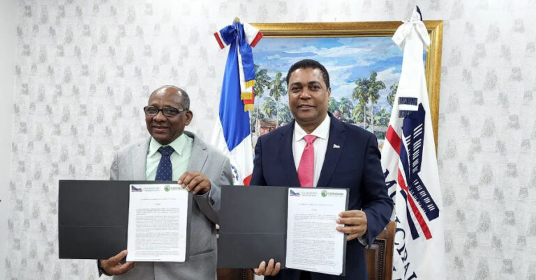 LMD y Coopadomu suman apoyos para fortalecer la formación municipal