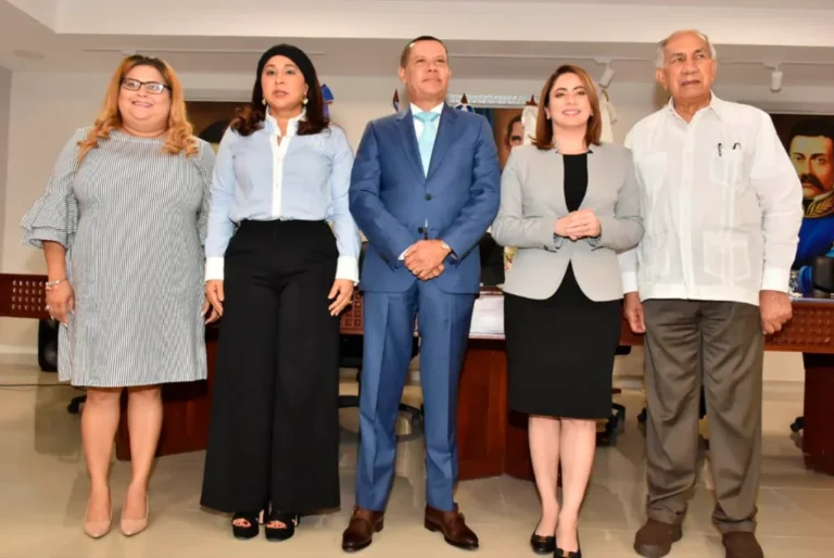 Instituciones del Estado y actores locales de Azua inician proceso de conformación de Mesa Local de Cuidado