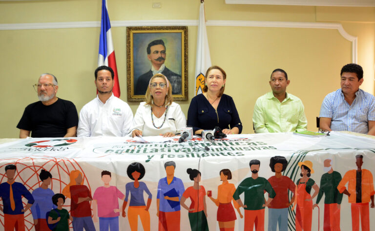 Representantes de organizaciones sociales y comunitarias demandan Estado garantice seguridad, salud, educación y equidad de género