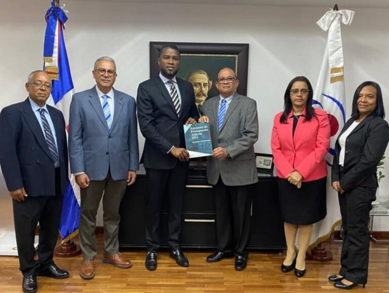 República Dominicana avanza en vigilancia del presupuesto