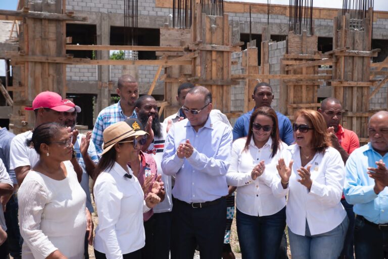 Gobierno regresa a la provincia Sánchez Ramírez para dar seguimiento a las obras y proyectos