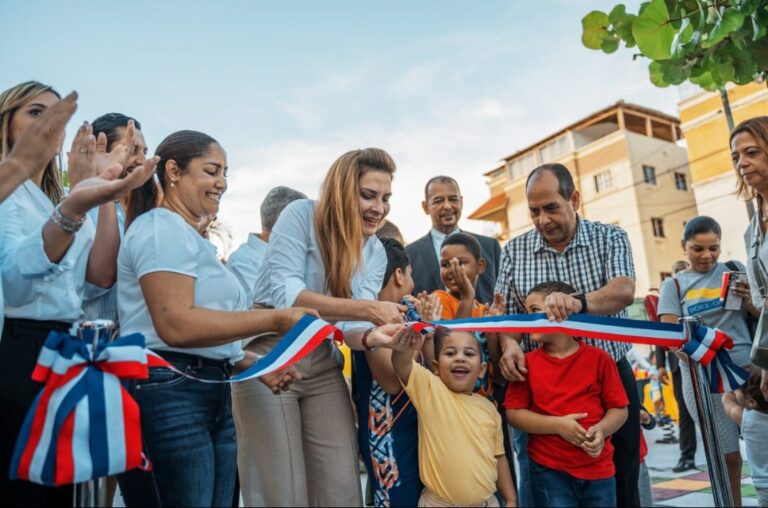 Con gran alegría vecinos de Miramar reciben el parque Nordesa II