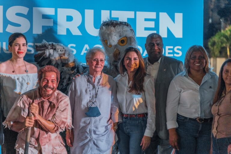 ADN y Fundación Propagas presentan obra y exposición de arte reciclado