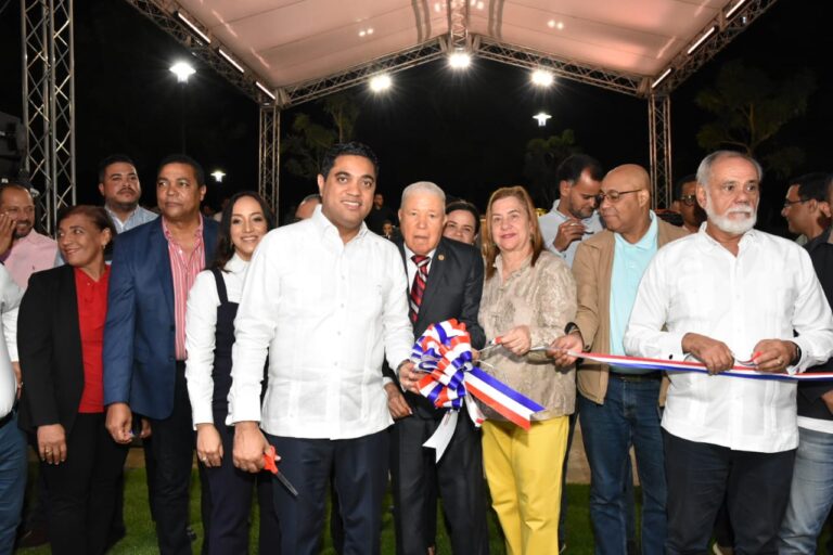 Alcaldía inaugura Parque de la Salud Don Hugo Estrella en La Vega