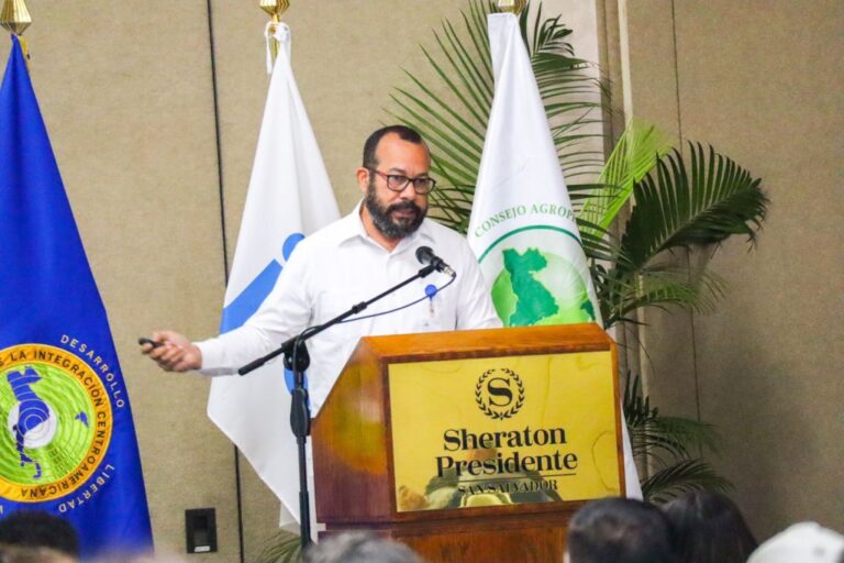 Ministerio de Economía participa en seminario sobre gestión social de gobiernos locales