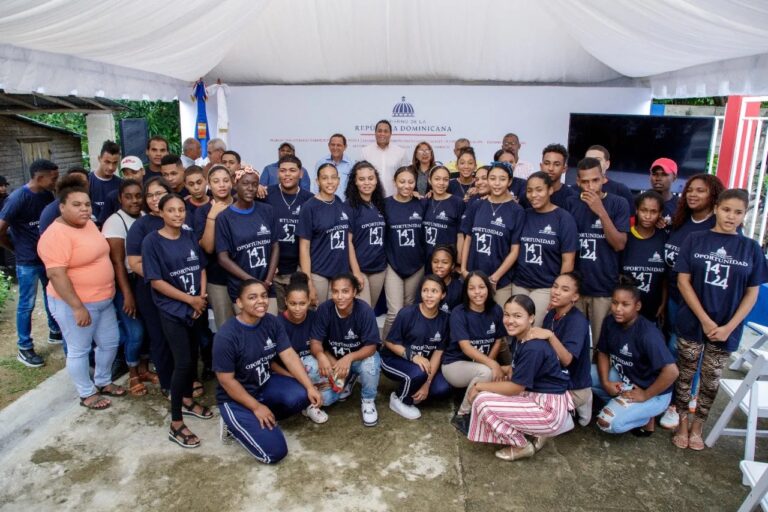 «Oportunidad 14-24» programa de Política Social que capacita a 10 mil jóvenes en 91 centros