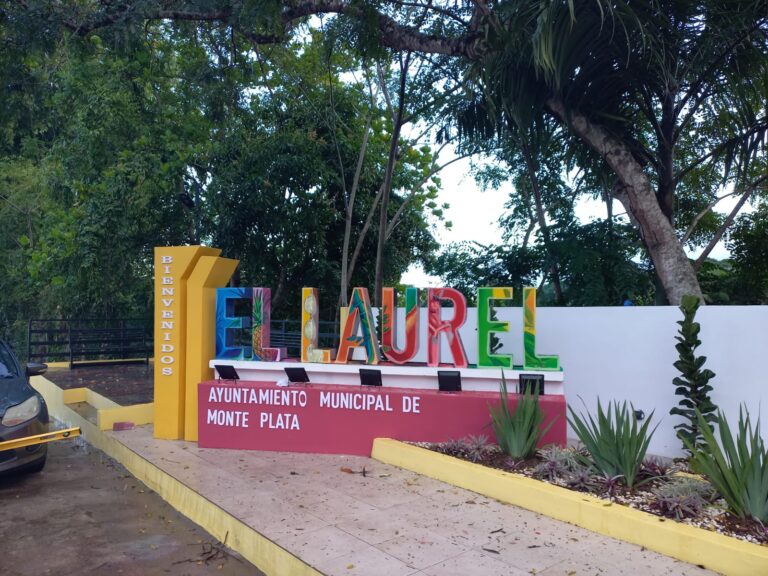 Alcaldía de Monte Plata inaugura parador fotográfico en la comunidad El Laurel