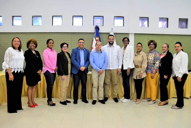 Viceministerio de Ordenamiento Territorial implementará el diseño de Estrategia Provincial de Desarrollo en 11 Gobernaciones Provinciales