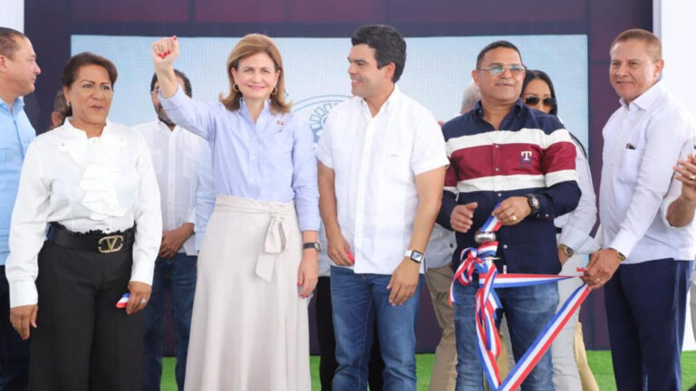 Con una inversión de más de RD 107 millones, Gobierno inaugura planta de tratamiento de aguas residuales en Sánchez Ramírez