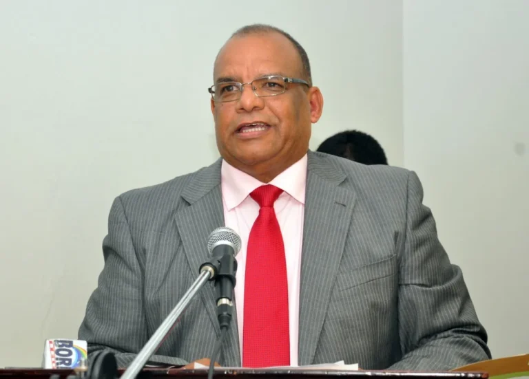 Domingo Ureña: “Alcaldes y directores de distritos violan leyes y normas administrativas sin consecuencias”