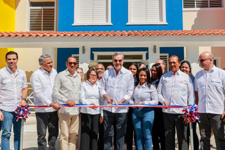 Presidente Abinader inaugura CAIPI en Monción