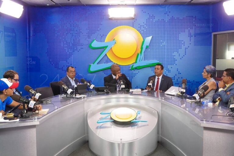 Víctor D´Aza destaca acciones del presidente Luis Abinader a favor de la municipalidad