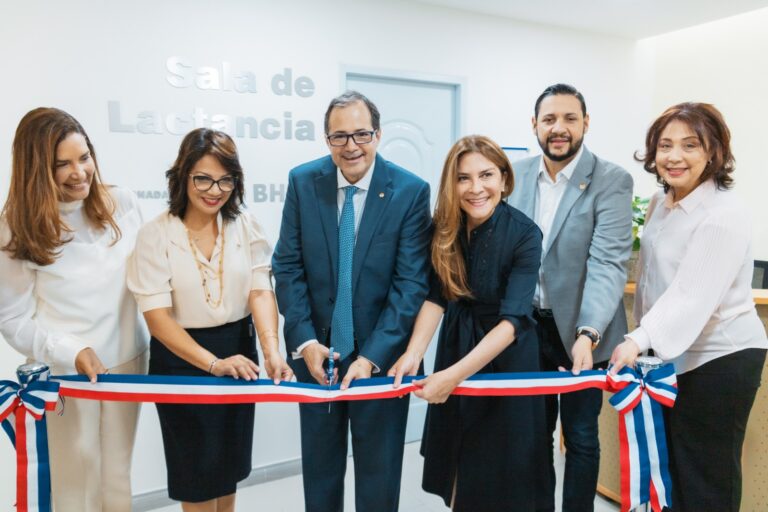ADN y BHD inauguran primera sala de lactancia municipal