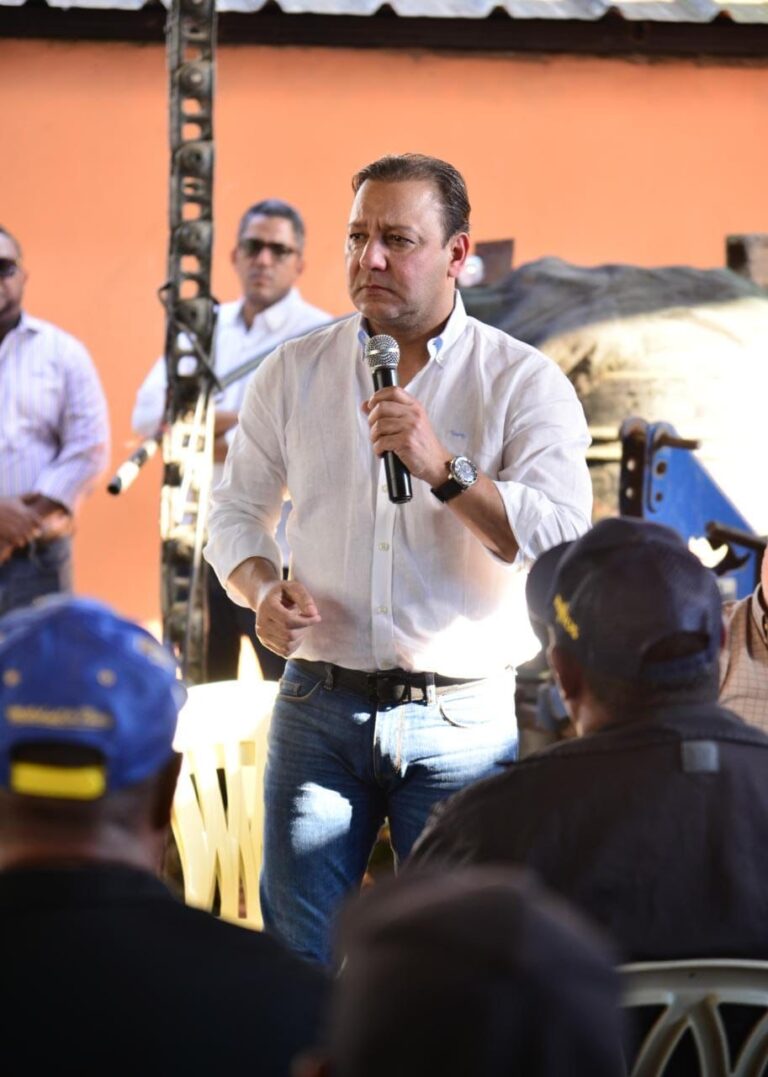 Abel Martínez asegura Gobierno no tomó medidas preventivas ante sequía estacionaria