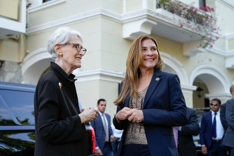 Alcaldesa Carolina Mejía recibe visita de la subsecretaria de EE. UU. Wendy Sherman