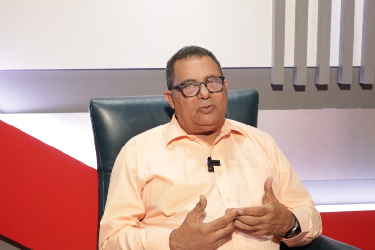 Taveras denuncia clientelismo en presupuesto participativo; 95% de casos alcaldes dan obras a familiares