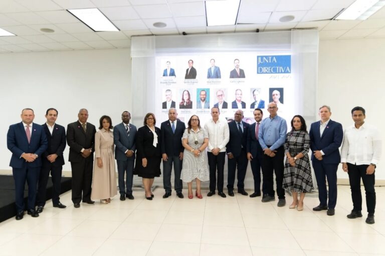 Ratifican a Ricardo Fondeur como presidente del Consejo Estratégico de Santiago