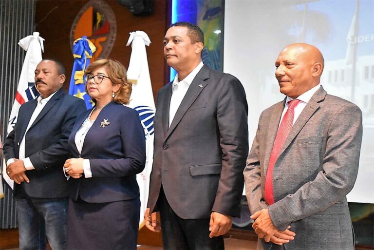 Viceministra Olaya Dotel valora las capacitaciones a los servidores y servidoras de los gobiernos locales