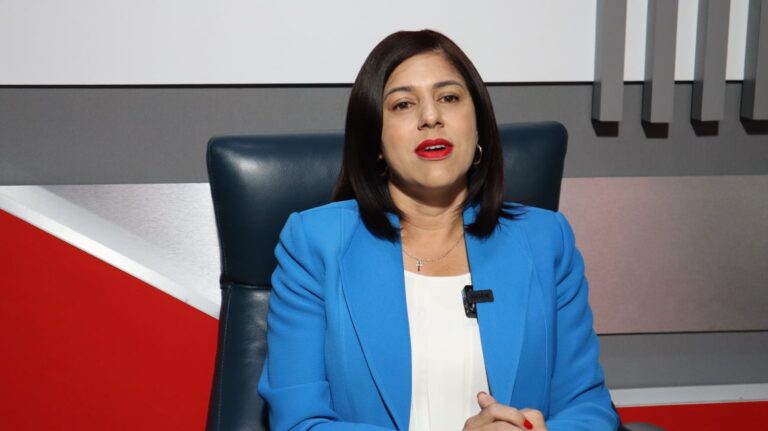 Alcaldesa de Salcedo propone generar incentivos para frenar migración desde los campos