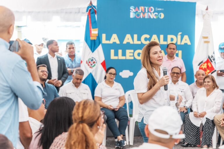 Carolina Mejía lleva programa «La Alcaldía llega a Ti» a Las Cañitas e impacta cientos de personas