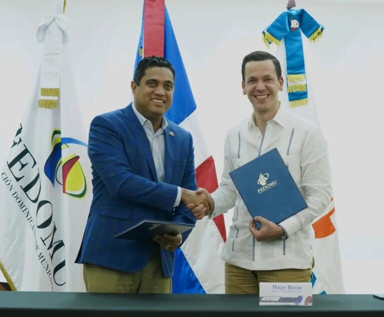 Fedomu e Intrant firman acuerdo para garantizar calidad y seguridad tránsito