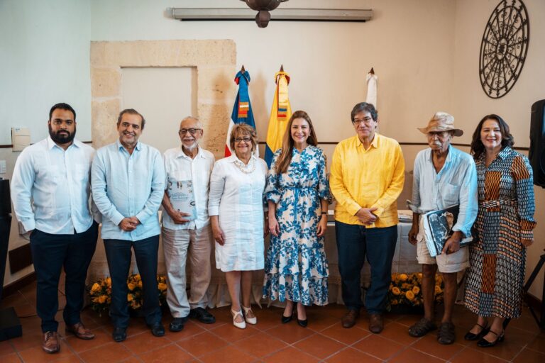 Alcaldía del DN reconoce como hijo adoptivo de Santo Domingo a Gabriel García Márquez