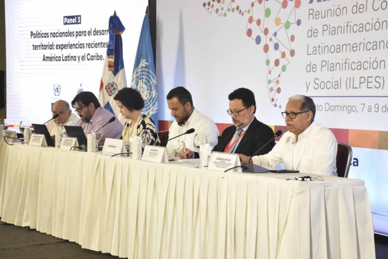 Domingo Matías destaca avances en políticas para el desarrollo territorial del país en reunión del Consejo Regional de Planificación del ILPES