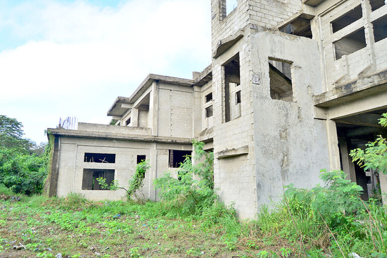 Cuartel Bomberos y edificio para la Policía, cuentas pendientes para 2024