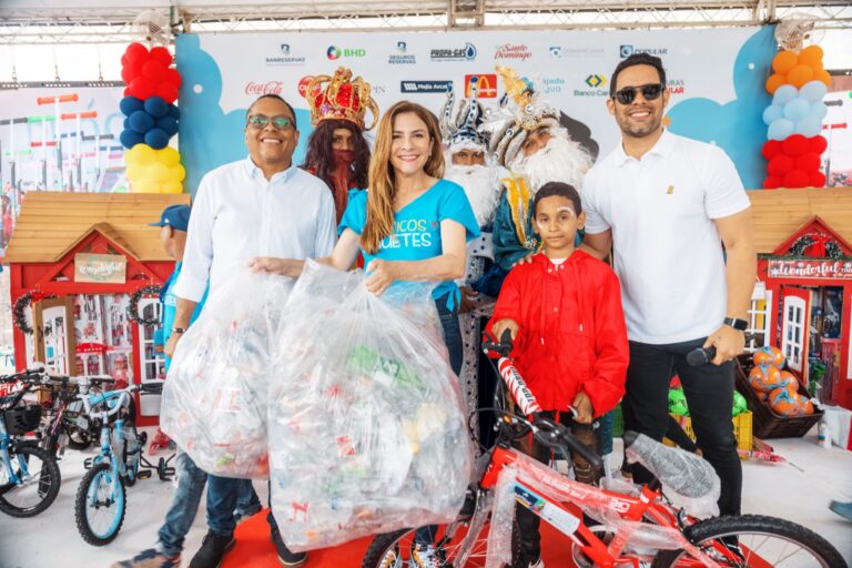 Carolina Mejía anuncia cuarta edición de «Plásticos por Juguetes» para Día de Reyes