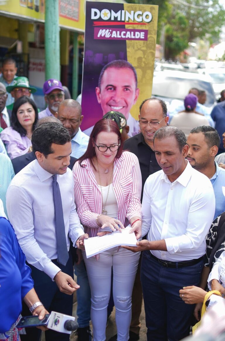 Buscan recolectar 200 mil firmas para solucionar problema del drenaje en la capital