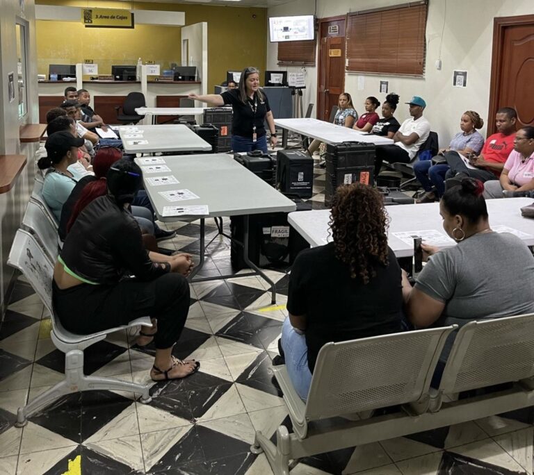 JCE capacita aspirantes a Colegios Electorales y técnicos de recintos para elecciones de mayo