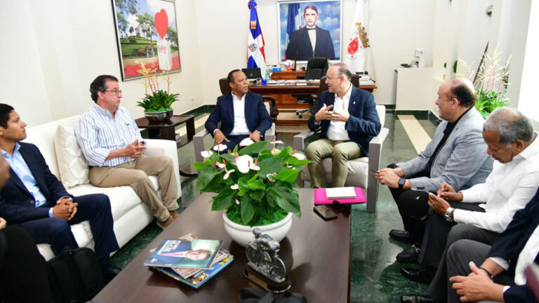 Intrant coordina con Alcaldía de Santiago y Consejo de Desarrollo plan de movilidad para la ciudad