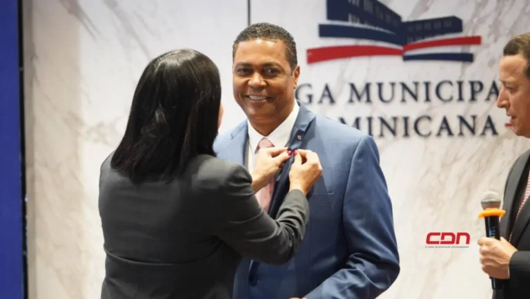 Unitar reconoce a Víctor D’Aza como diplomático de Naciones Unidas