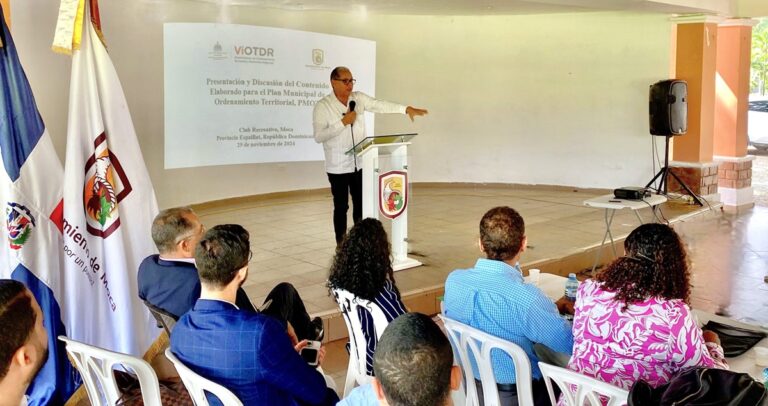 MEPyD socializa propuesta del PMOT junto a otros organismos