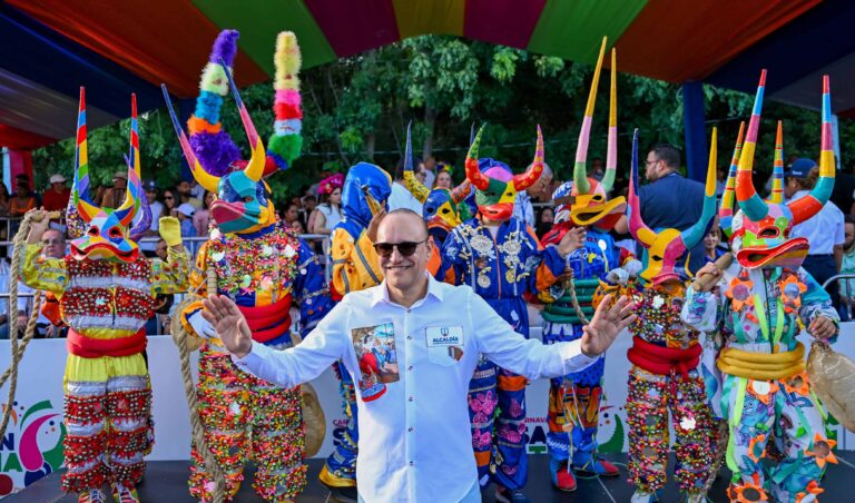 Alcaldía de Santiago retoma la organización del Carnaval con una proyección internacional