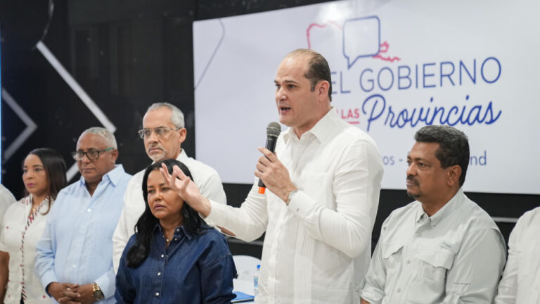 Iniciativa «El Gobierno en las Provincias” busca ofrecer soluciones inmediatas a las necesidades más urgentes de Los Alcarrizos y Pedro Brand