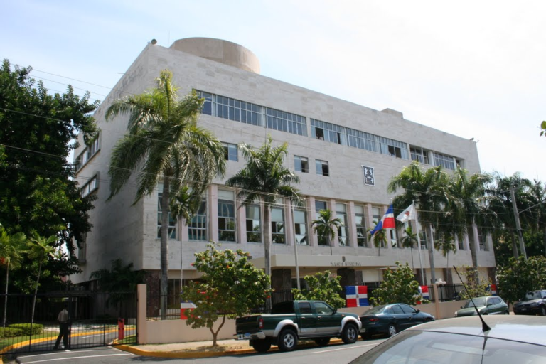 Auditoría al Ayuntamiento del DN en gestión de Collado concluye sin hallazgos de irregularidades