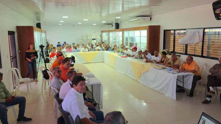 Seminario en Santiago Oeste revela urgencias territoriales y propone hoja de ruta para la resiliencia