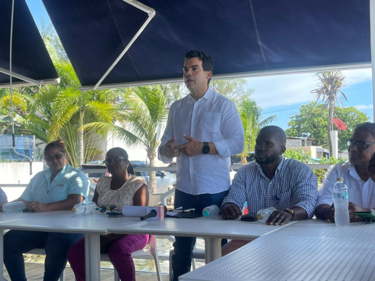 INAPA anuncia inauguración calle Salvador Reyes en SPM