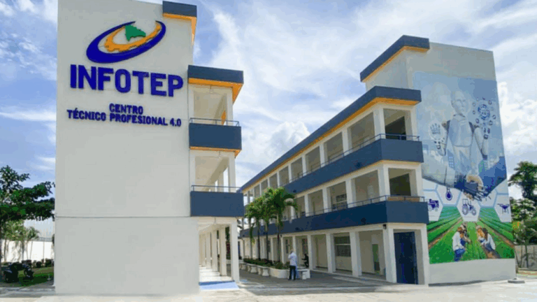Presentan jóvenes formados por Infotep listos para brillar en WorldSkills Américas 2025