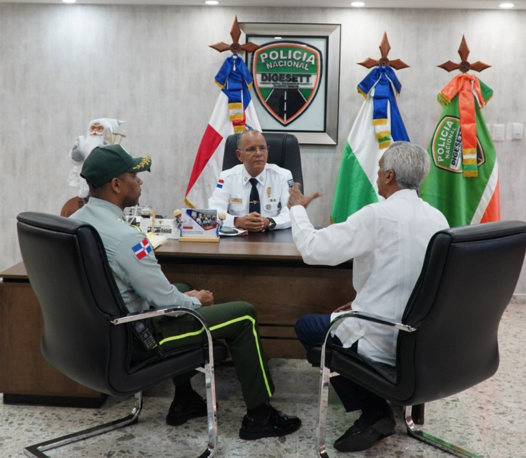 Digesett y alcalde de Yaguate analizan retos de movilidad y seguridad vial en esa demarcación