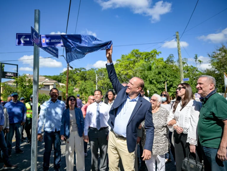 Ayuntamiento de Santiago designa calle del sector Los Jardines con el nombre del Dr. Américo Espinal Hued