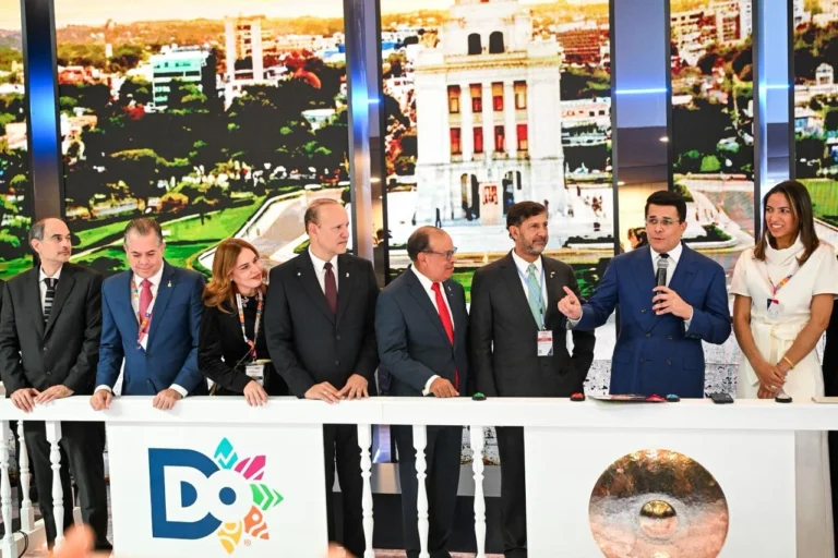 Alcalde Ulises Rodríguez afirma posicionan a Santiago como destino turístico integral en FITUR 2026